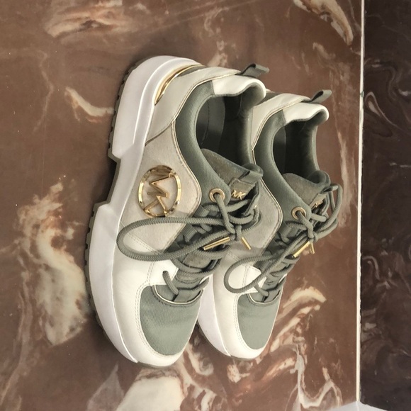 Michael kors size 5 - Picture 2 of 8